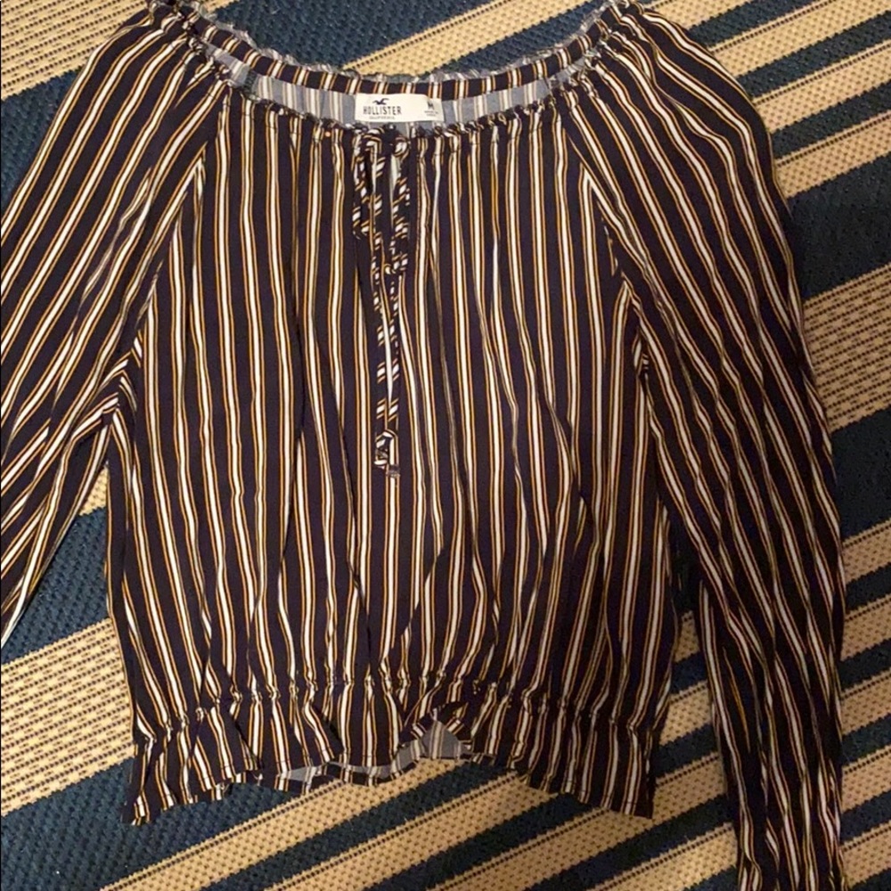 Hollister Size M Blouse
